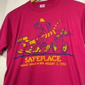 VTG 80s Jerzees by Russell single stitch Safeplace Family Walk & Run tee sz M